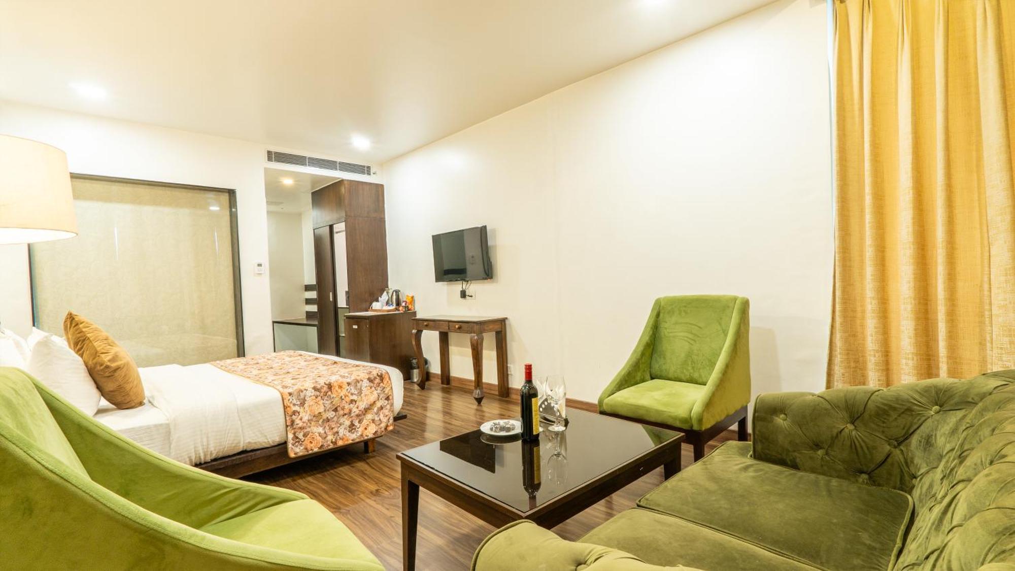 Woodrock Luxury Boutique Hotel Manāli Eksteriør bilde